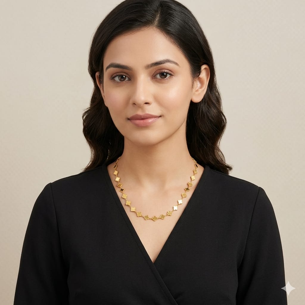 Aurelia Clover Necklace