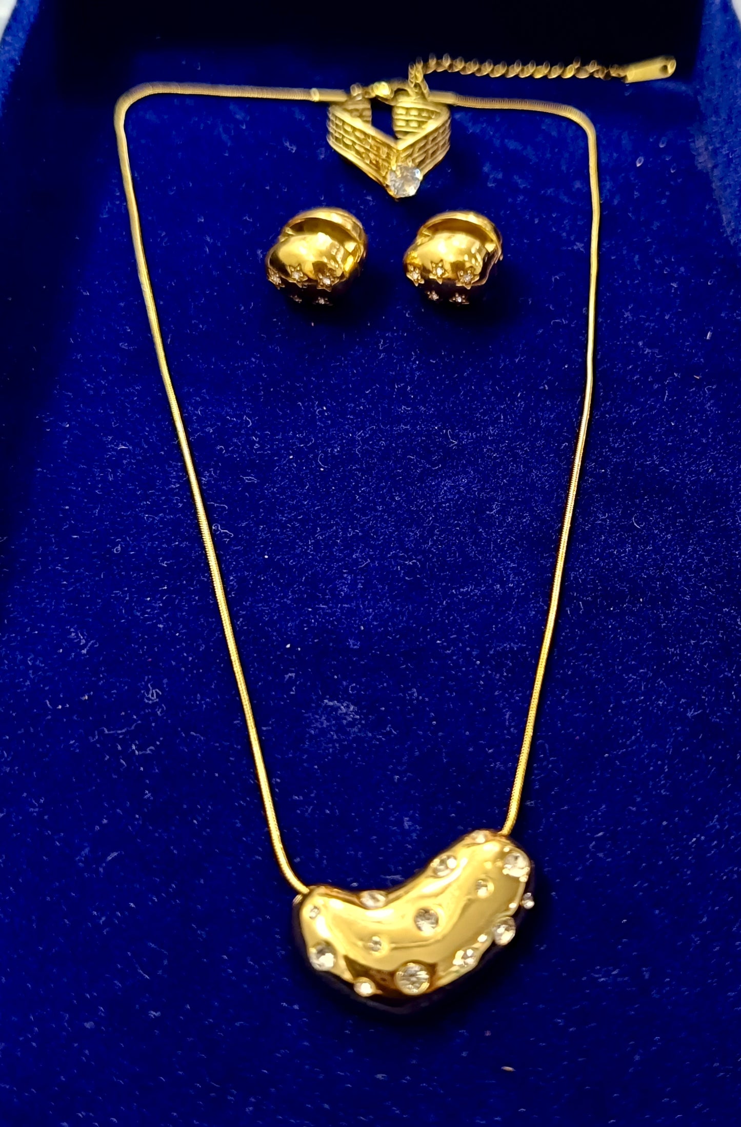 Celeste Golden Glow Jewellery set