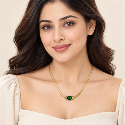 Nilanzia Emerald Radiance Herringbone Necklace