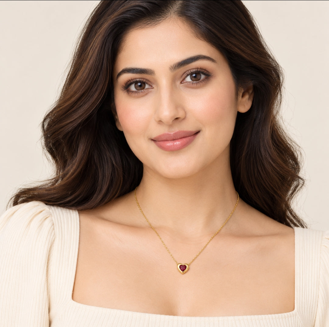 Nilanzia Scarlet Heart Pendant Necklace
