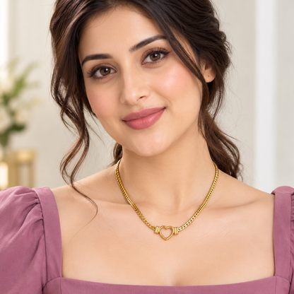Nilanzia Open Heart Curb Chain Necklace
