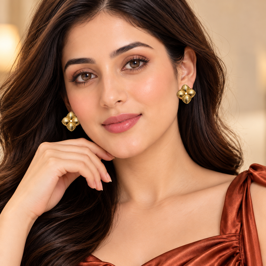 Nilanzia Golden Ribbed Quarterfoil Stud Earrings