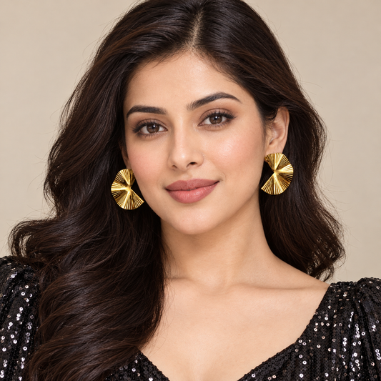 Nilanzia Golden Wing Stud Earrings