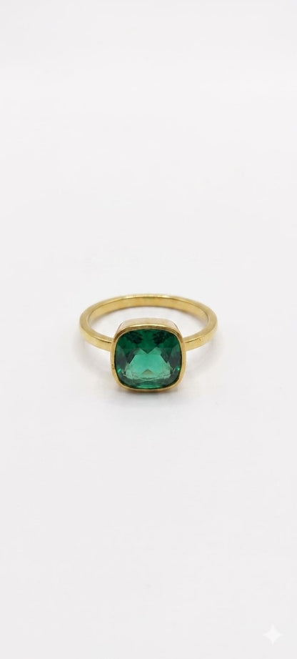 The Emerald Grace Ring