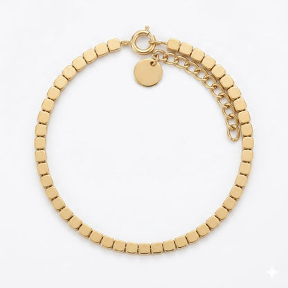 The golden cube chain bracelet