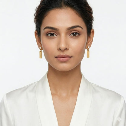 Solitaire Tag earrings