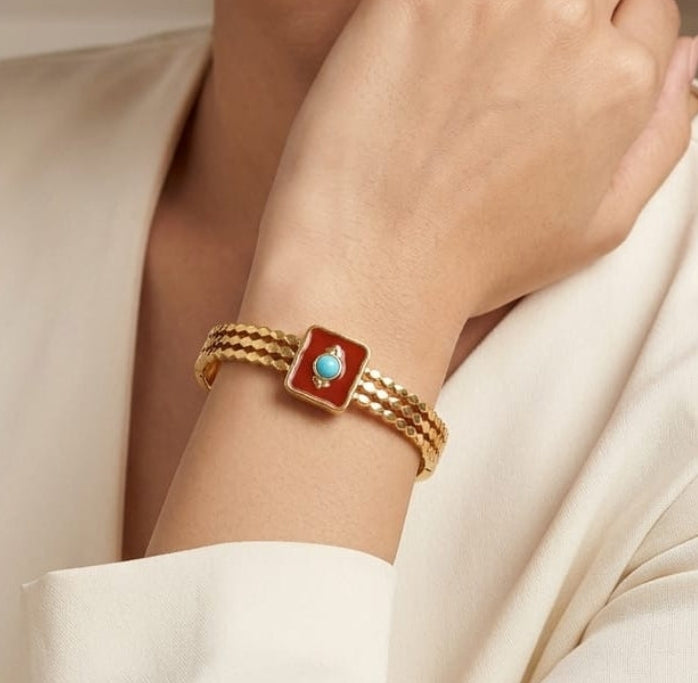 The Crimson Oasis bracelet