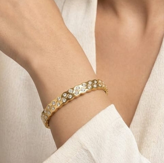 The gilded shimmer bracelet